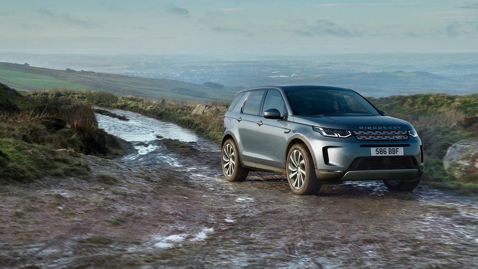 DISCOVERY SPORT v bahně