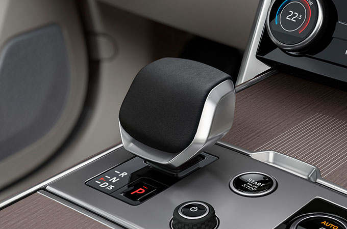 PŘIROZENÁ ELEGANCE